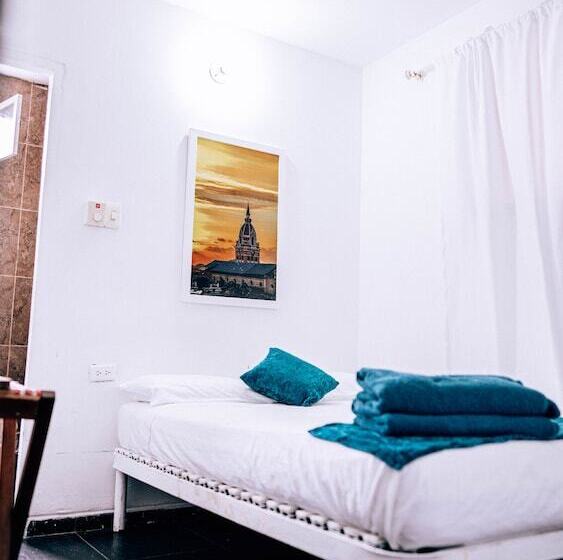 Neos Hotel Cartagena