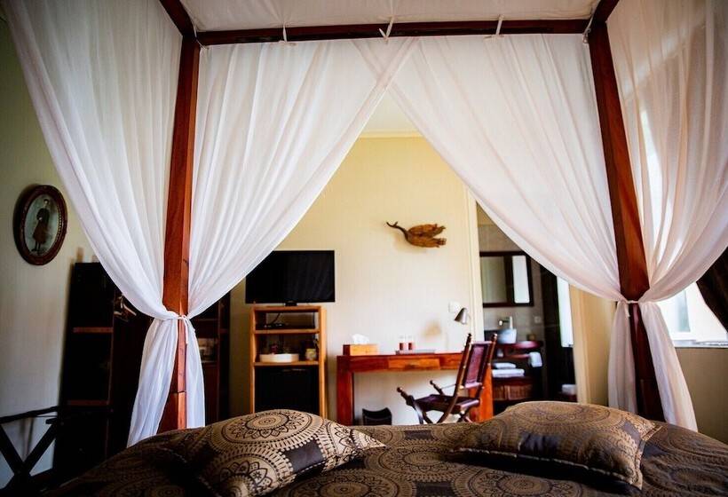 膳宿费 Chateau De Puyrigaud