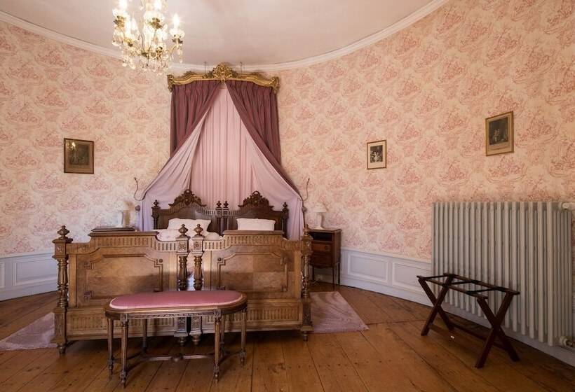 膳宿费 Chateau De Puyrigaud