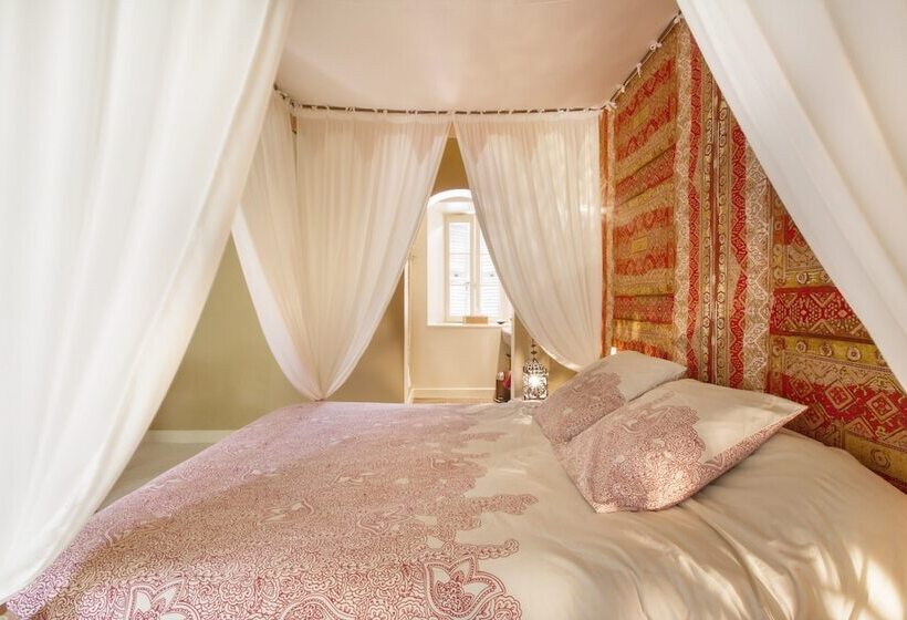 膳宿费 Chateau De Puyrigaud