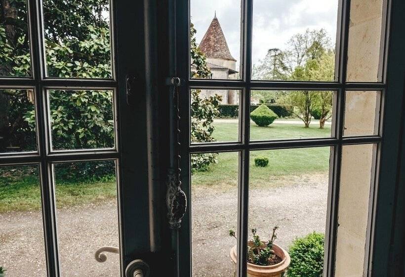 膳宿费 Chateau De Puyrigaud