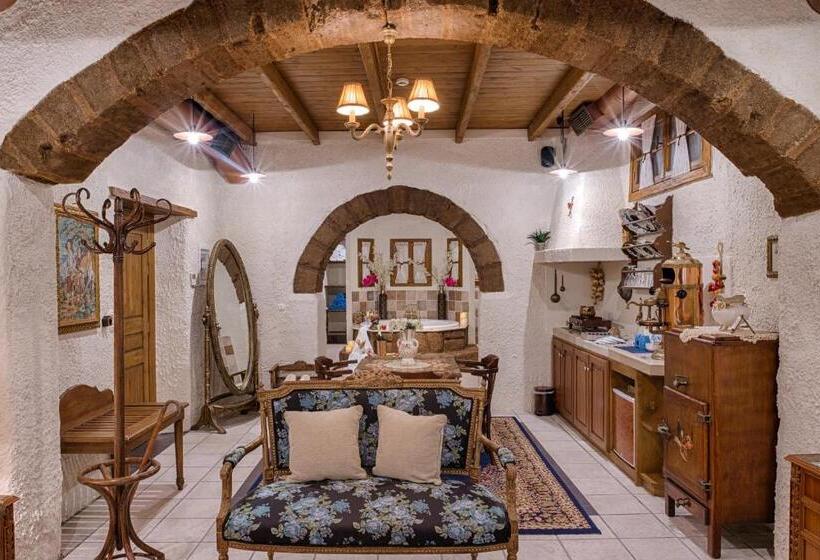 פנסיון Koukos Rhodian Guesthouse  Adults Only