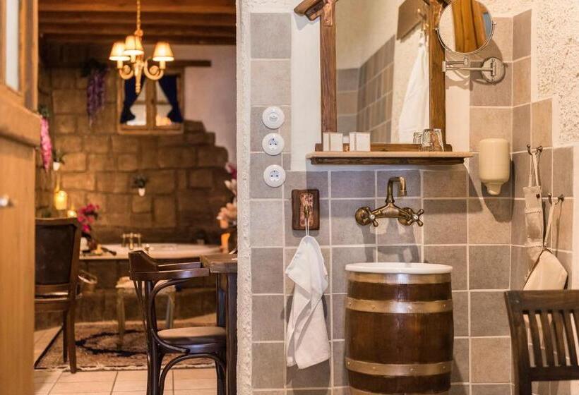 پانسیون Koukos Rhodian Guesthouse  Adults Only