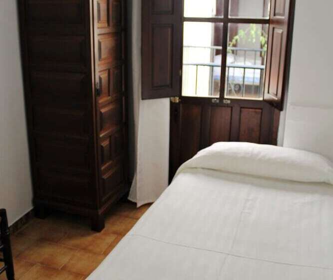 Pension Sevillano