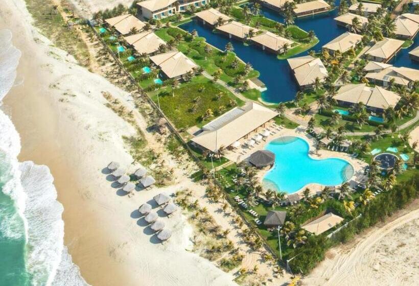 Dom Pedro Laguna Beach Resort & Golf