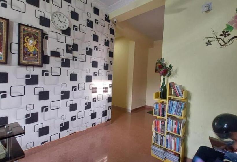 Отель Aradhya Regency Near Konark Sun Temple By Morservices