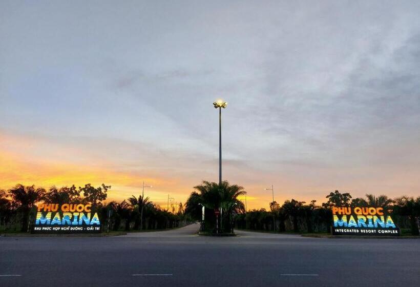 هتل Agarwood House Phu Quoc Free Kitchen