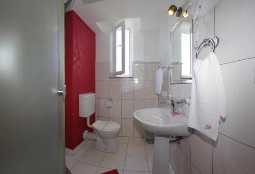 膳宿费 Vila Diamond