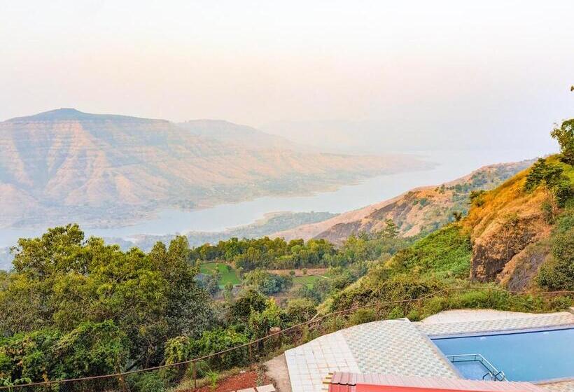 בית מלון כפרי Valley View