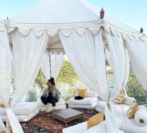 בית מלון כפרי Wild Resort Jaisalmer