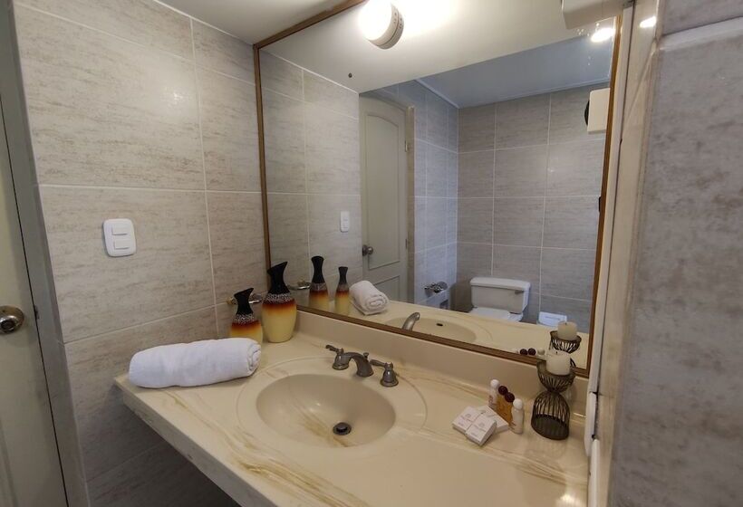 Inti Llaqta Hotel & Suites