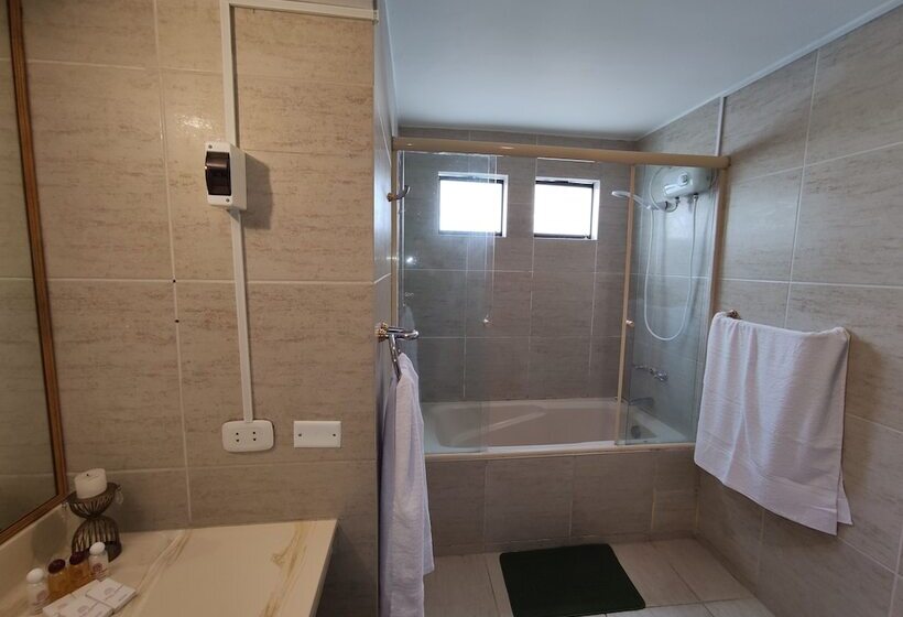 Inti Llaqta Hotel & Suites