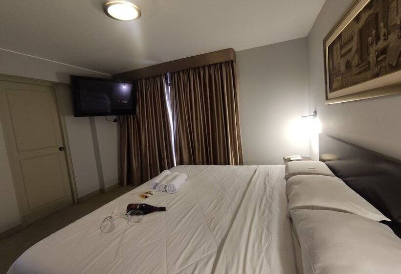 Inti Llaqta Hotel & Suites