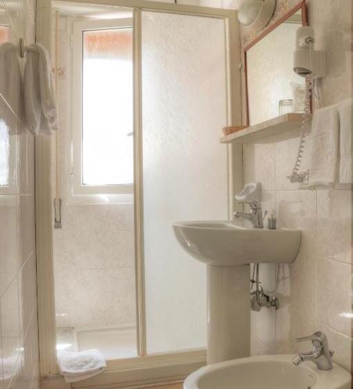 ホテル Villa Lina