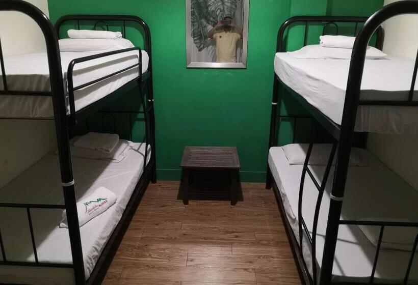 Akinabalu Youth Hostel