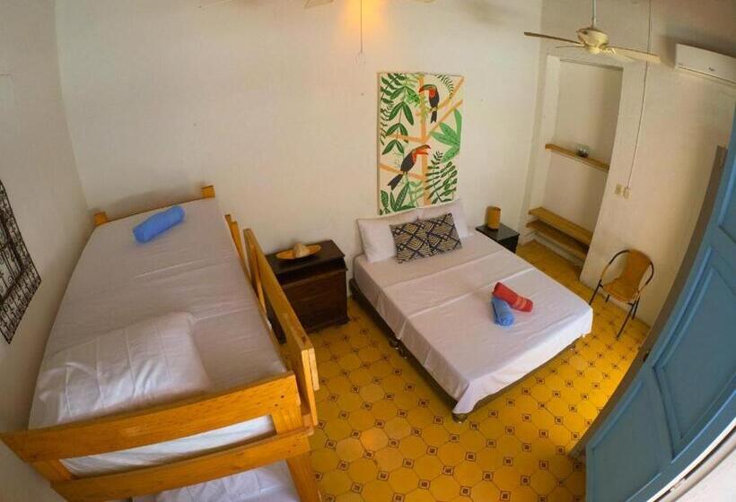 هاستل Hostal Españolete