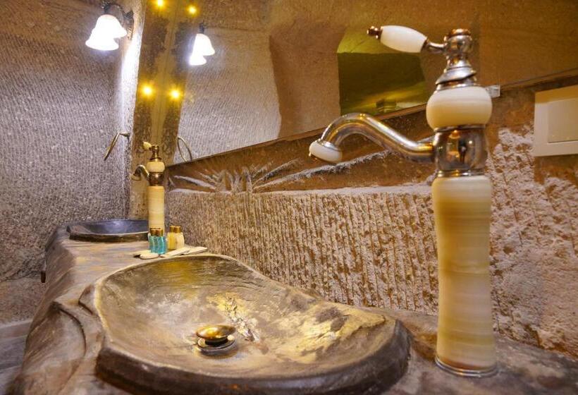 فندق صغير Shoestring Cave House