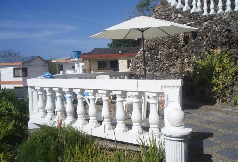 הוסטל The Rock House Eco