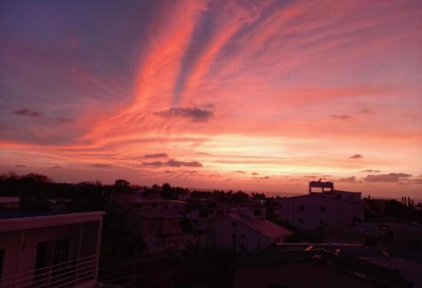 הוסטל The Rock House Eco