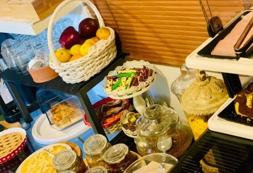 Aloe Luxury Apartments & Suites