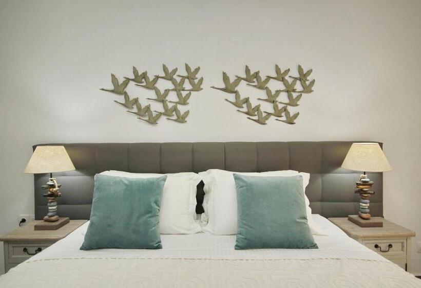 Aloe Luxury Apartments & Suites