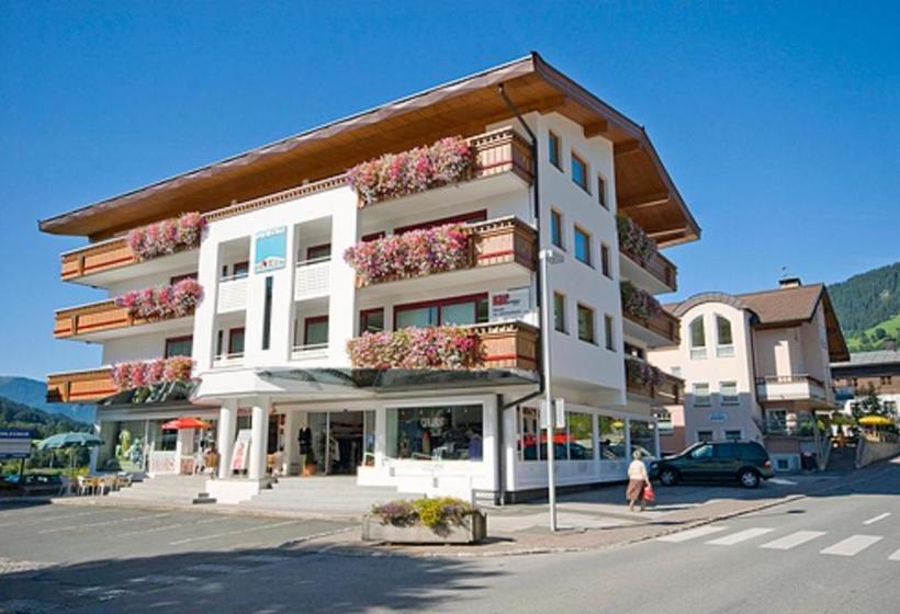 Apartmenthaus Brixen & Haus Central