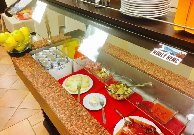 Appart Hotel Castel Emeraude, Charme Et Caractère