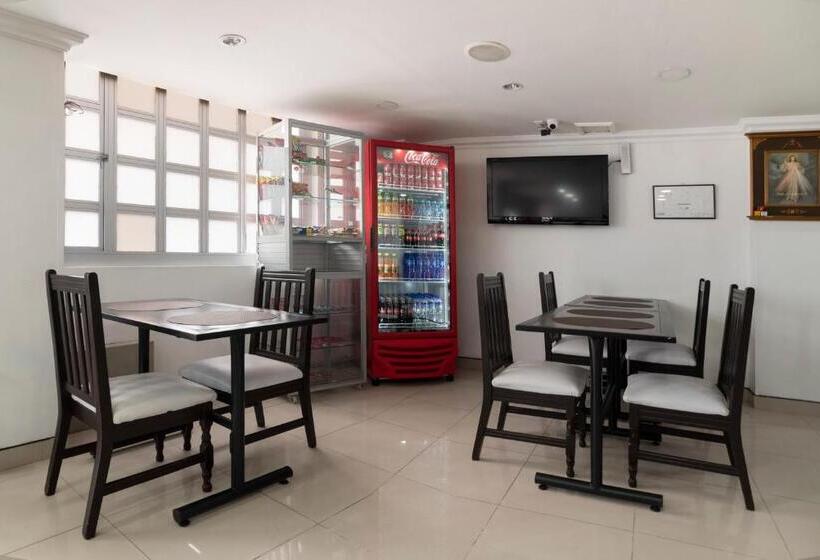 住宿加早餐  Dorado 100