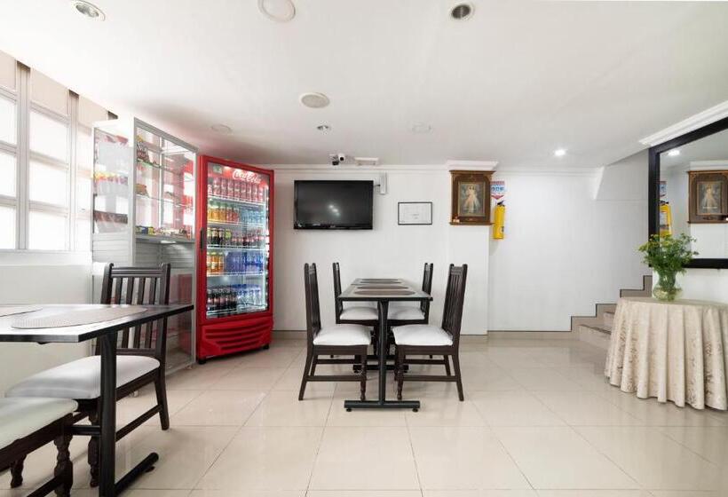 住宿加早餐  Dorado 100