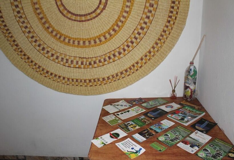 تختخواب و صبحانه Eco Hotel El Refugio De La Floresta