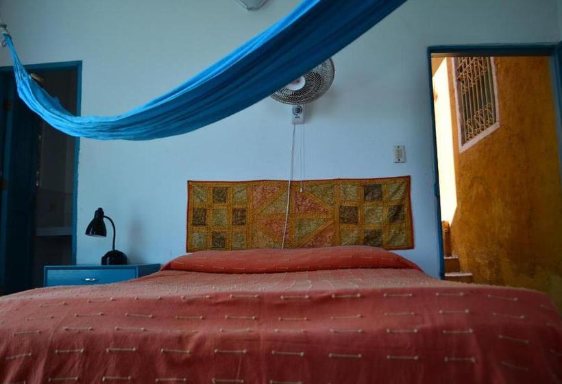 ベッドアンドブレックファースト Jardin Etnobotanico Villa Ludovica