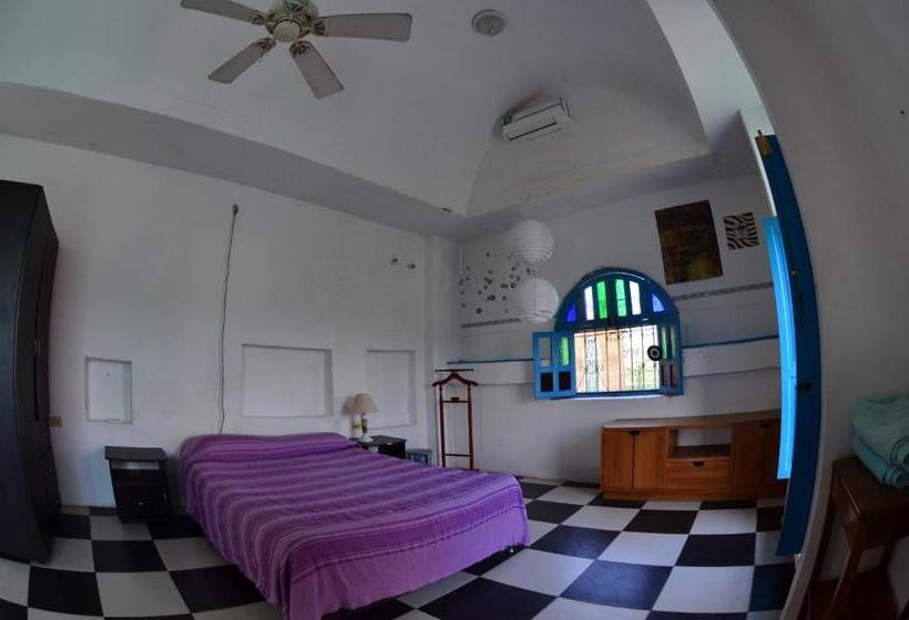 ベッドアンドブレックファースト Jardin Etnobotanico Villa Ludovica