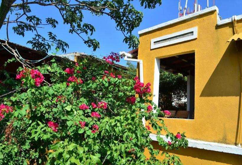 צימר Jardin Etnobotanico Villa Ludovica