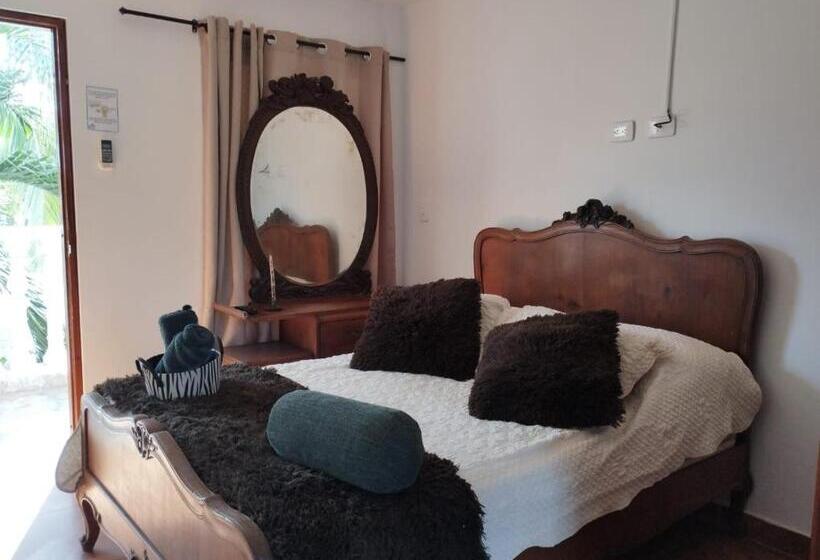 ベッドアンドブレックファースト Sunset Paradise