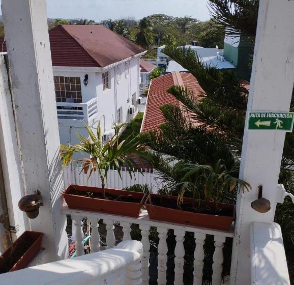 ベッドアンドブレックファースト Sunset Paradise