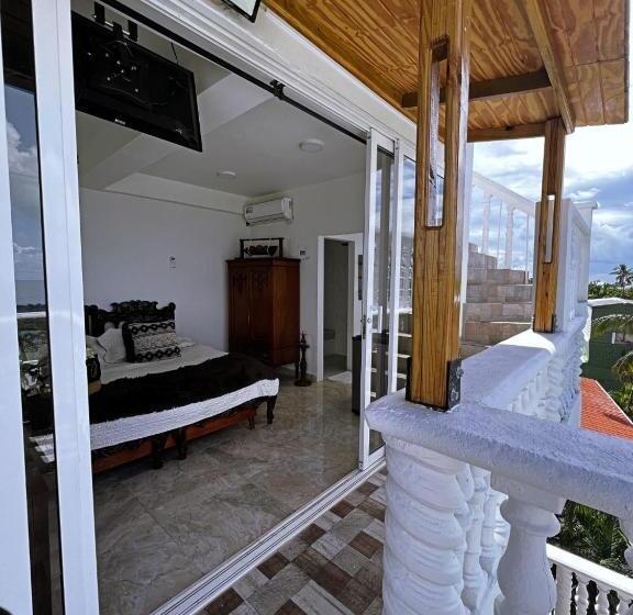 ベッドアンドブレックファースト Sunset Paradise