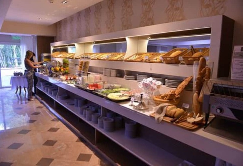 Falls Iguazú Hotel & Spa