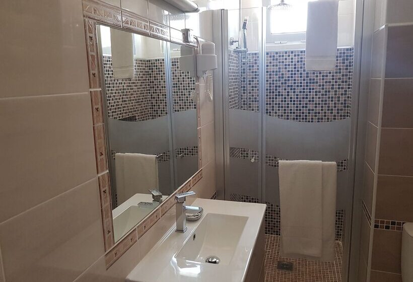 Хостел Frentomar