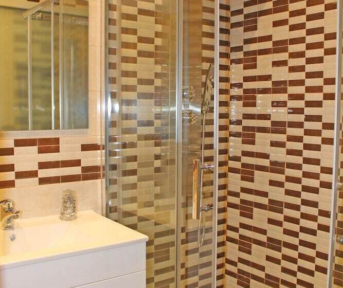 مسافرخانه Monte Carlo Love Porto