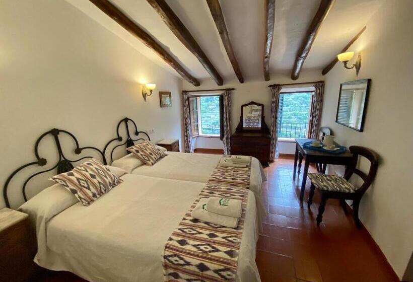 Hostal Villa Verde Adults Only