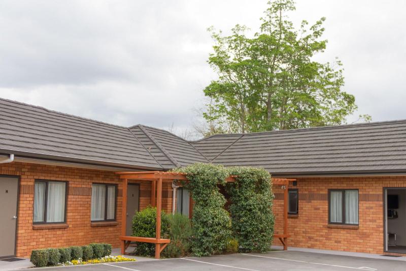 ホテル Albert Court Motor Lodge