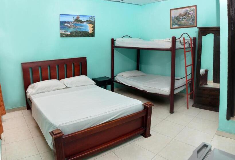 فندق Andalucía Inn