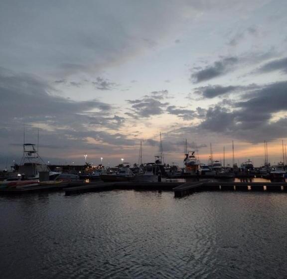 فندق Andalucía Inn