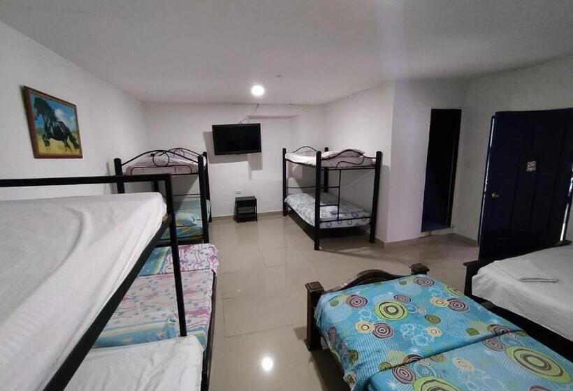 فندق Andalucía Inn