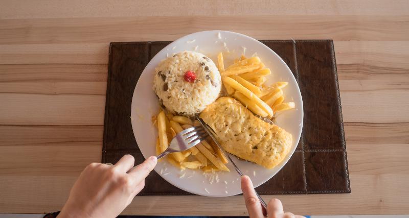 فندق Aram Premium