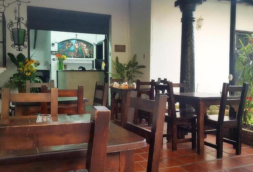 Отель Ayenda 1257 Premium Real