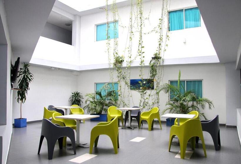 בית מלון כפרי Ayenda 1801 El Oceano