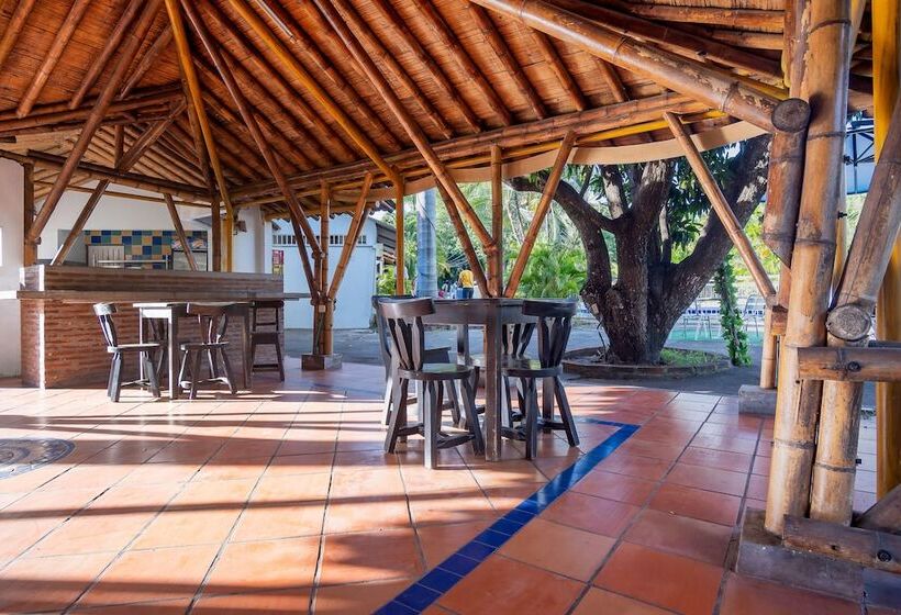 هتل Mar Azul Neiva