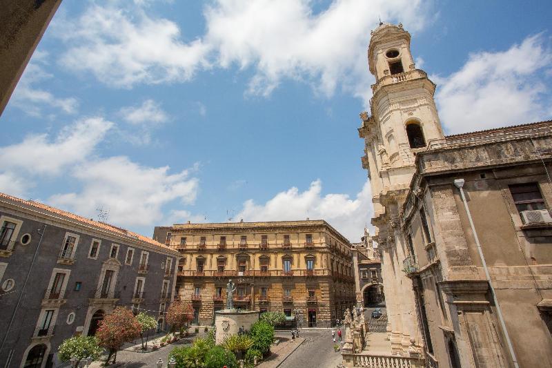 هتل B&b Palazzo Bruca