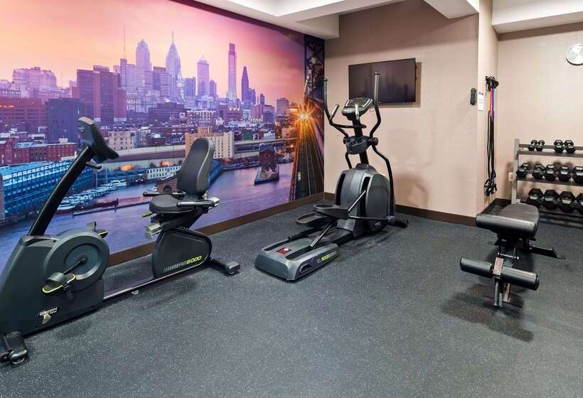 هتل Best Western Plus Philadelphia Convention Center